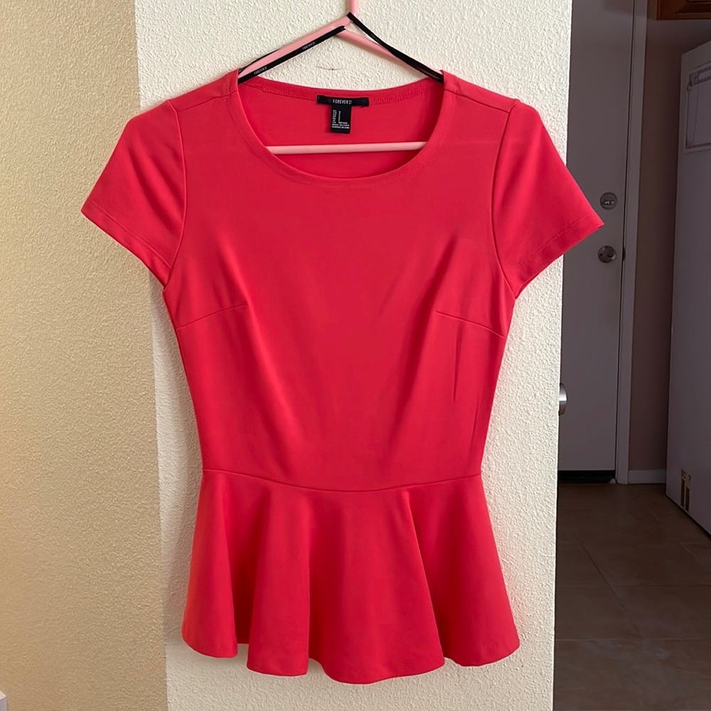 F21 Bright peplum top - S
